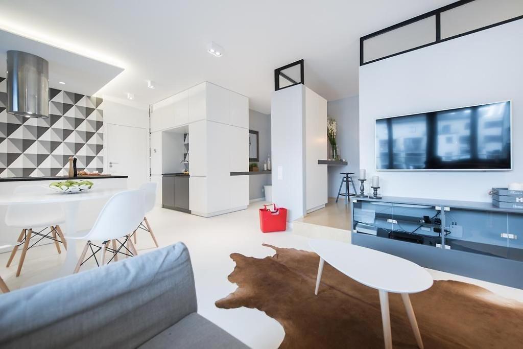 Premium For Old Town & Jewish Quarter - Balcony Pool Onsite Apartament *