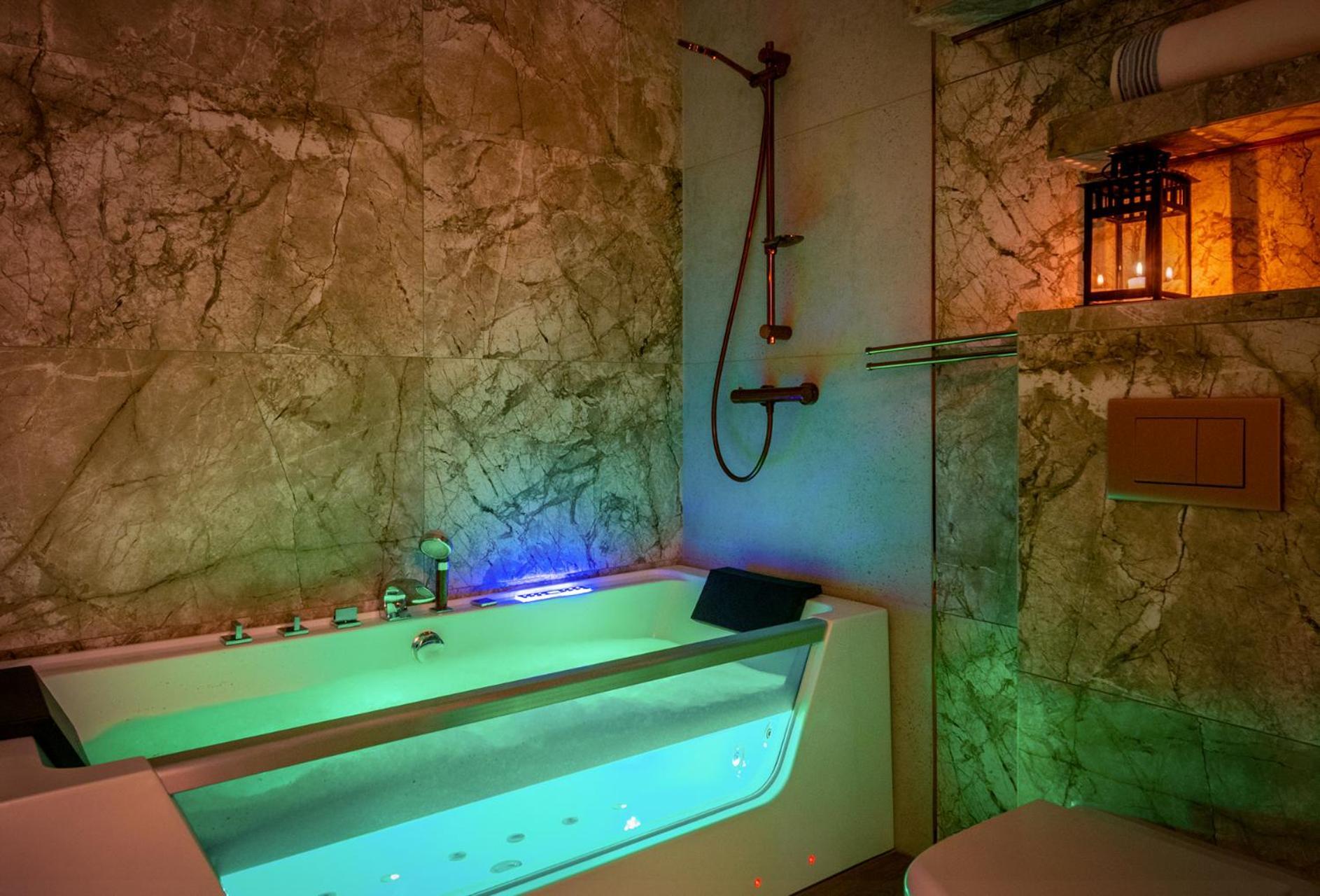 Apartament Premium For Old Town & Jewish Quarter - Balcony Pool Onsite Kraków