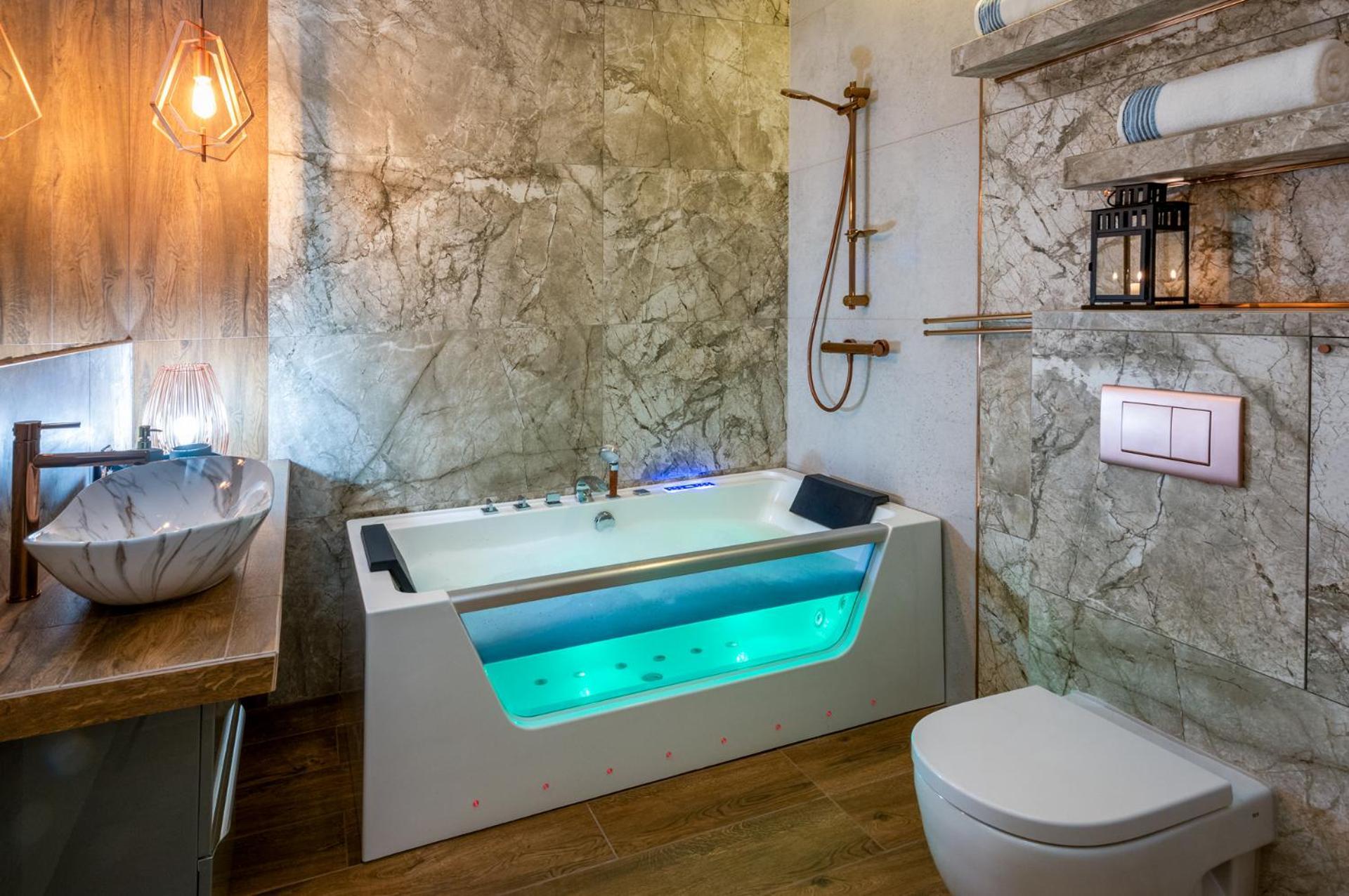 Premium For Old Town & Jewish Quarter - Balcony Pool Onsite Apartament